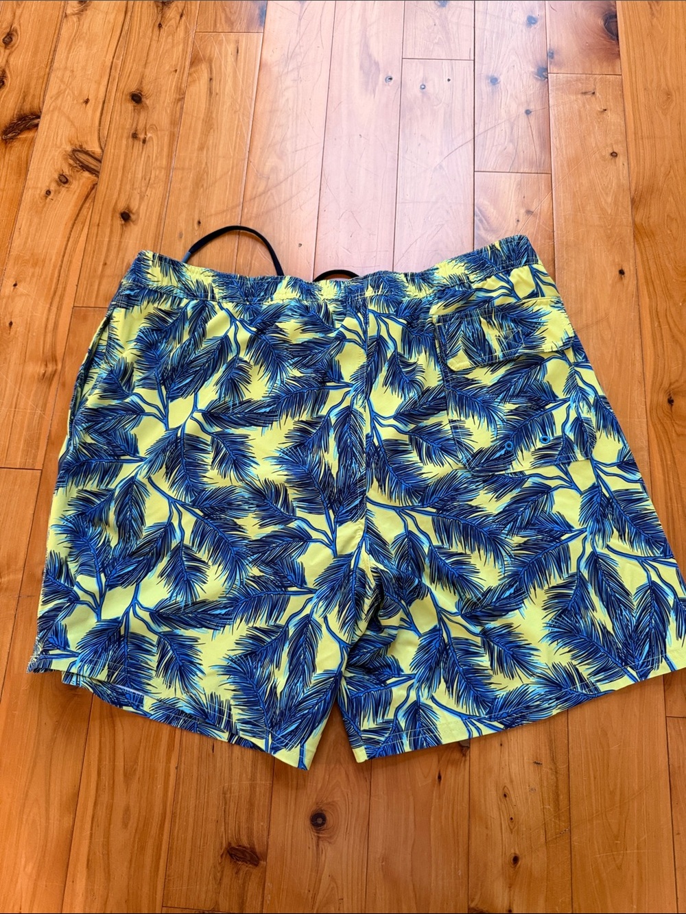 Vineyard Vines Bright Yellow Swim Trunks with Navy Palm Pattern - Picture 2 of 2